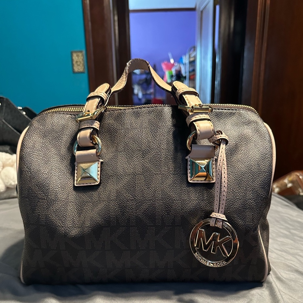 Michael Kors Grayson medium duffel satchel monogram with pyramid-stud accents